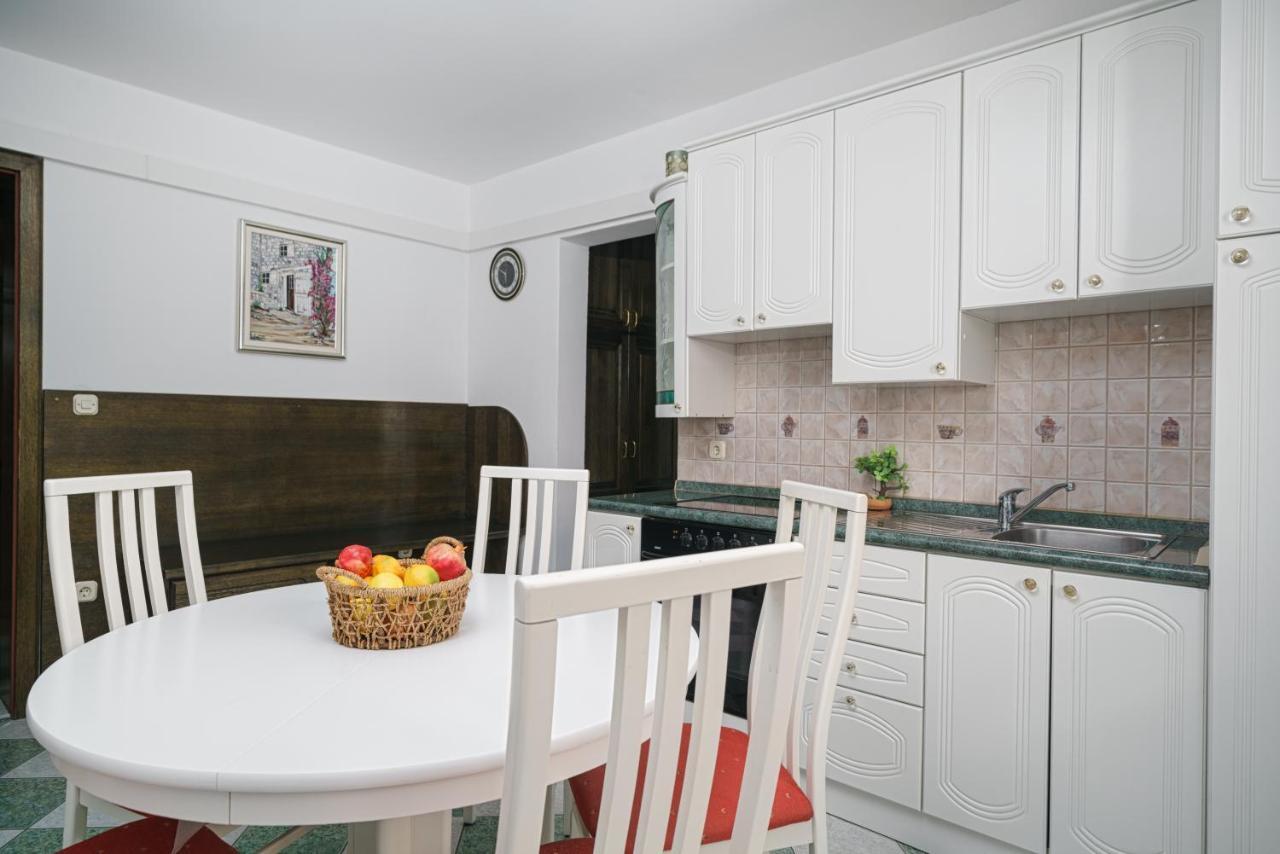 Villa David Водице Екстериор снимка